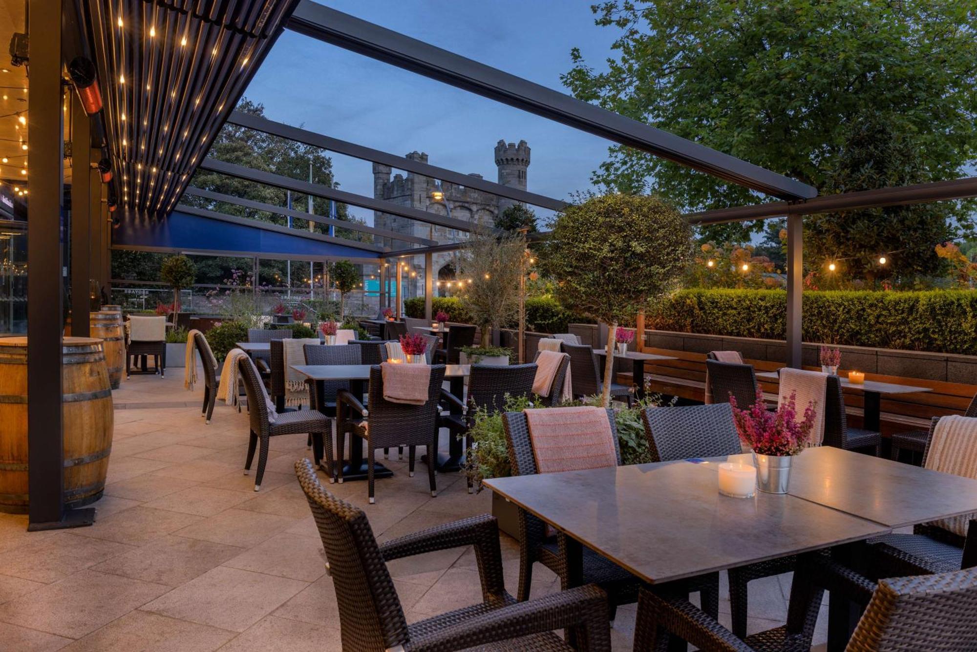 Hilton Dublin Kilmainham Hotel Exterior photo
